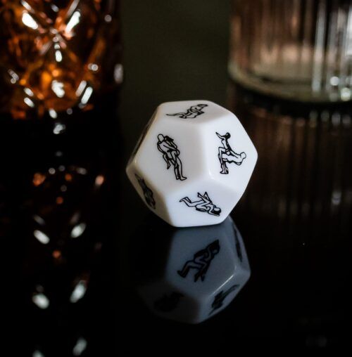 dé érotique 12 faces blanc - RoseandFly