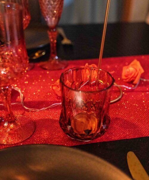 Verre réutilisable en plastique ambre 260ml effet cristal, élégant et solide pour table romantique ou conviviale