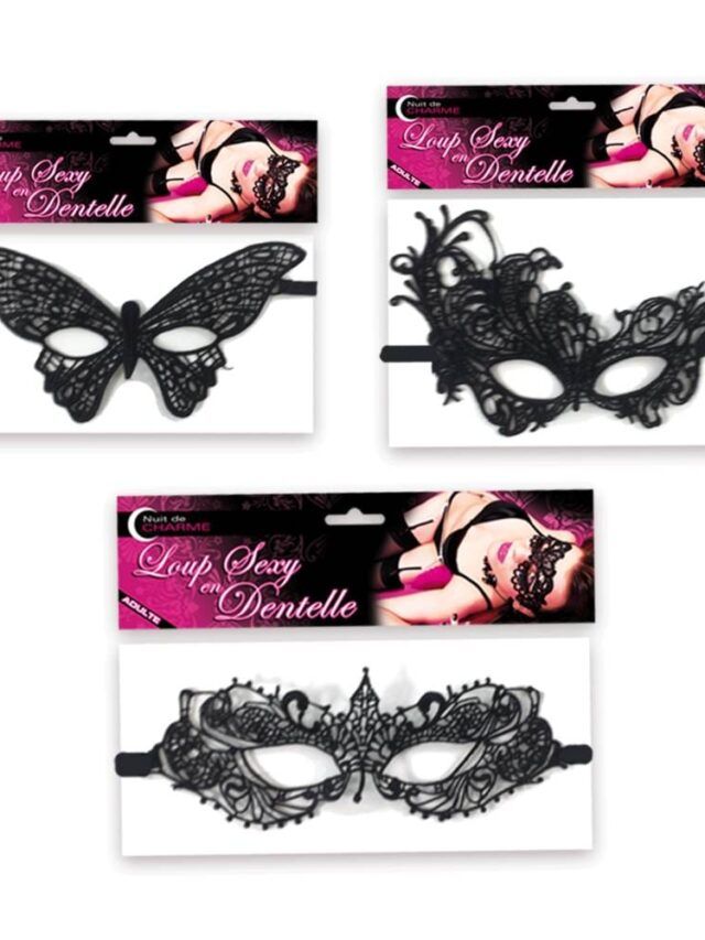 Masque Noir à Lacets