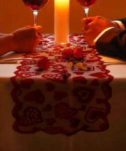 Chemin de Table Motif Cœur