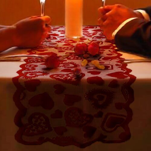 chemin de table amour coeur saint valentin RoseandFly