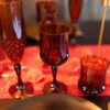 Verre à pied réutilisable en plastique ambré 220ml effet cristal, élégant et solide pour table romantique ou dîner à deux