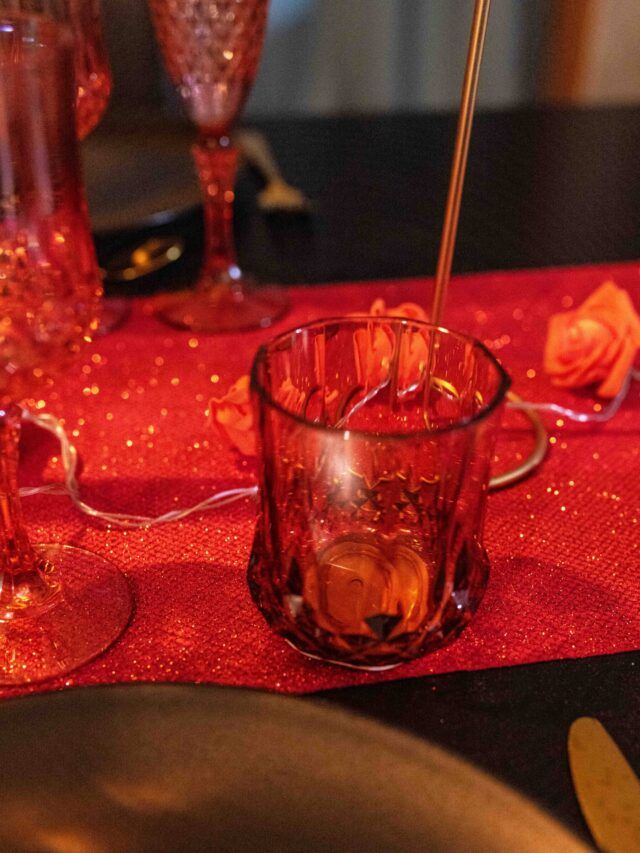 Verre réutilisable en plastique ambre 260ml effet cristal, élégant et solide pour table romantique ou conviviale