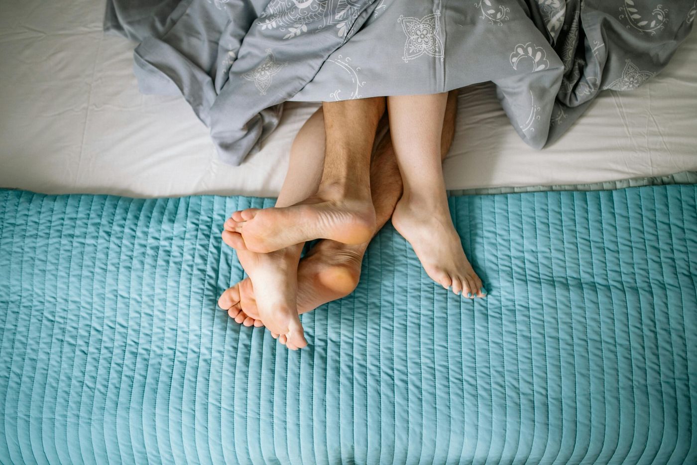Couple lit pieds cocooning